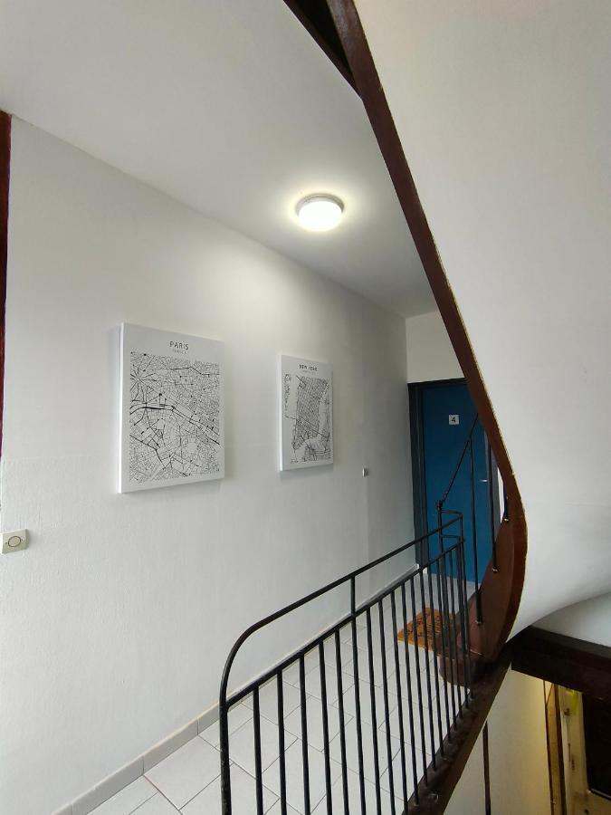 La Machine Sous Toit Apartment Exterior photo